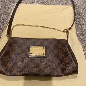 Louis Vuitton crossbody bag